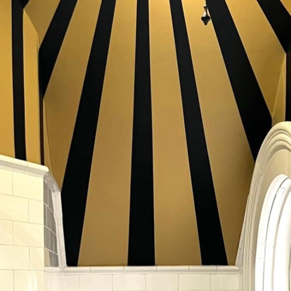 Meet your Posher, Hi - Picture 1 of 1